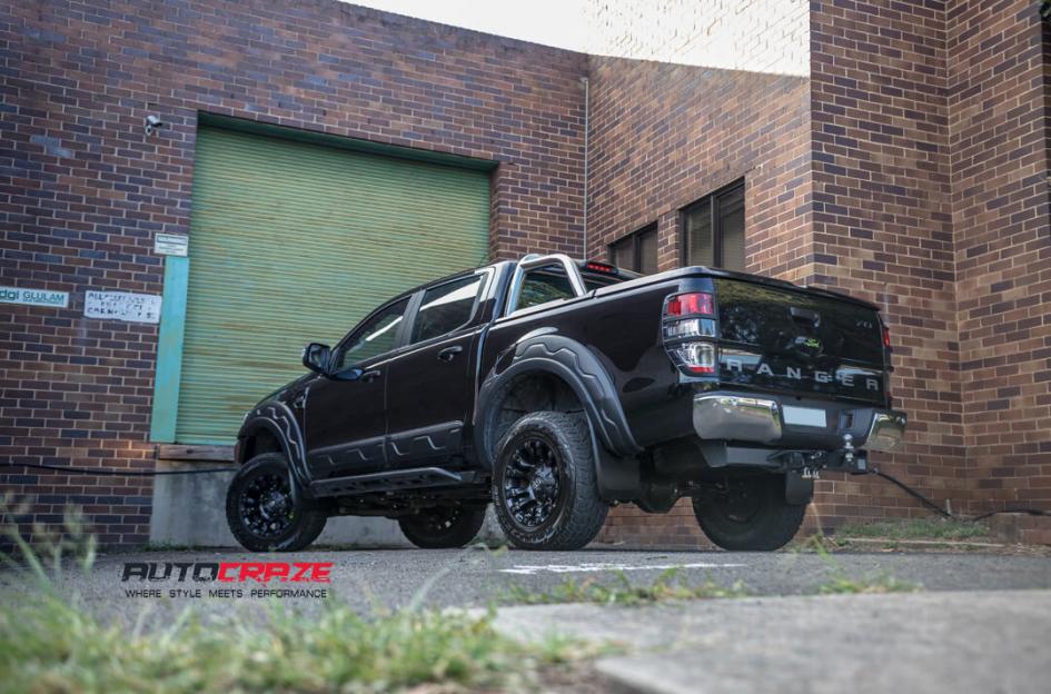 FORD-RANGER-VAPOR-MATTE-BLACK